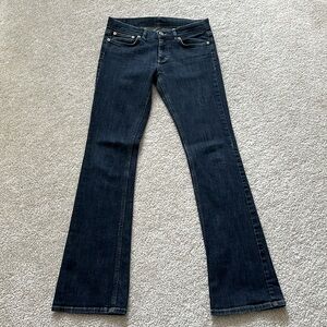 BALLY blue jeans. No stretch. Great fitting. Sz 27